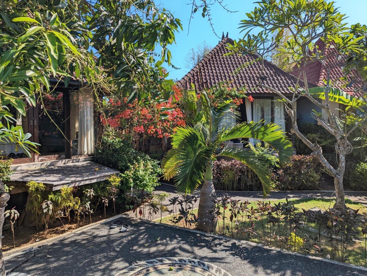 Rigils Lembongan Bungalow Exterior photo
